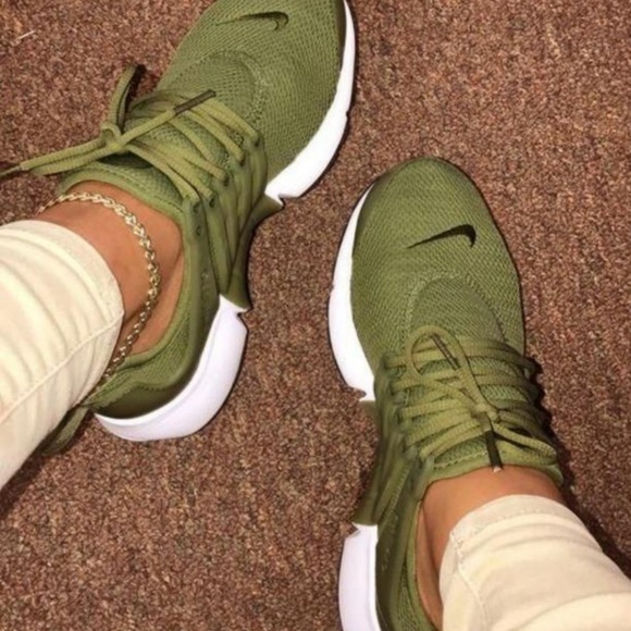 Nike Shoes - Nike air Presto